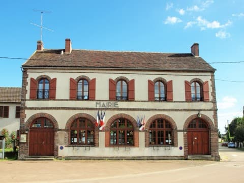 Élagueur Les Ormes