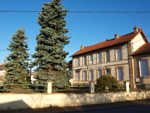 Élagueur Villebougis